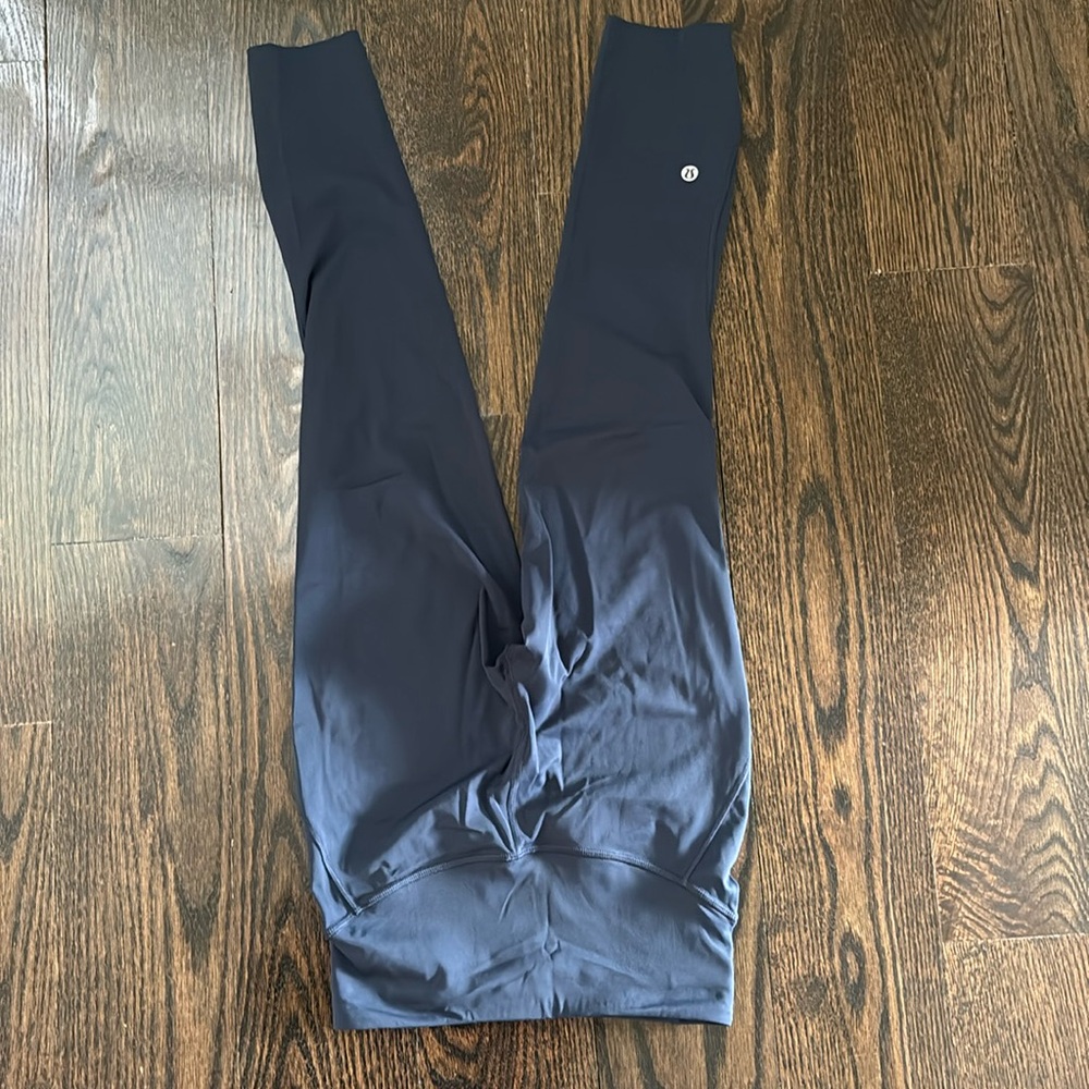 Lululemon Leggings, Navy, Size 2-4, Elastic Waistband, GREAT condition.